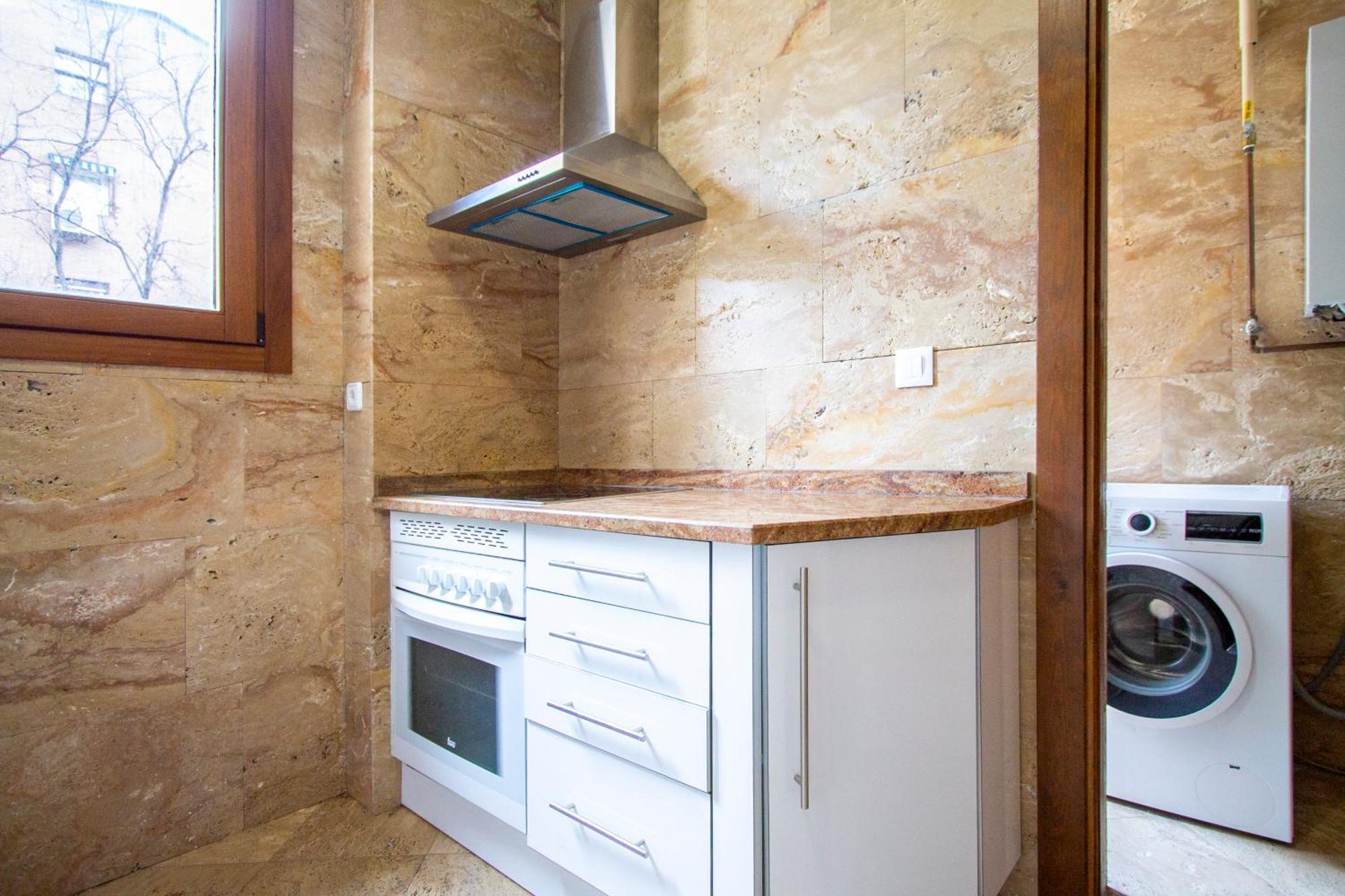 Apartamentos Villablino Arturo Soria マドリード エクステリア 写真