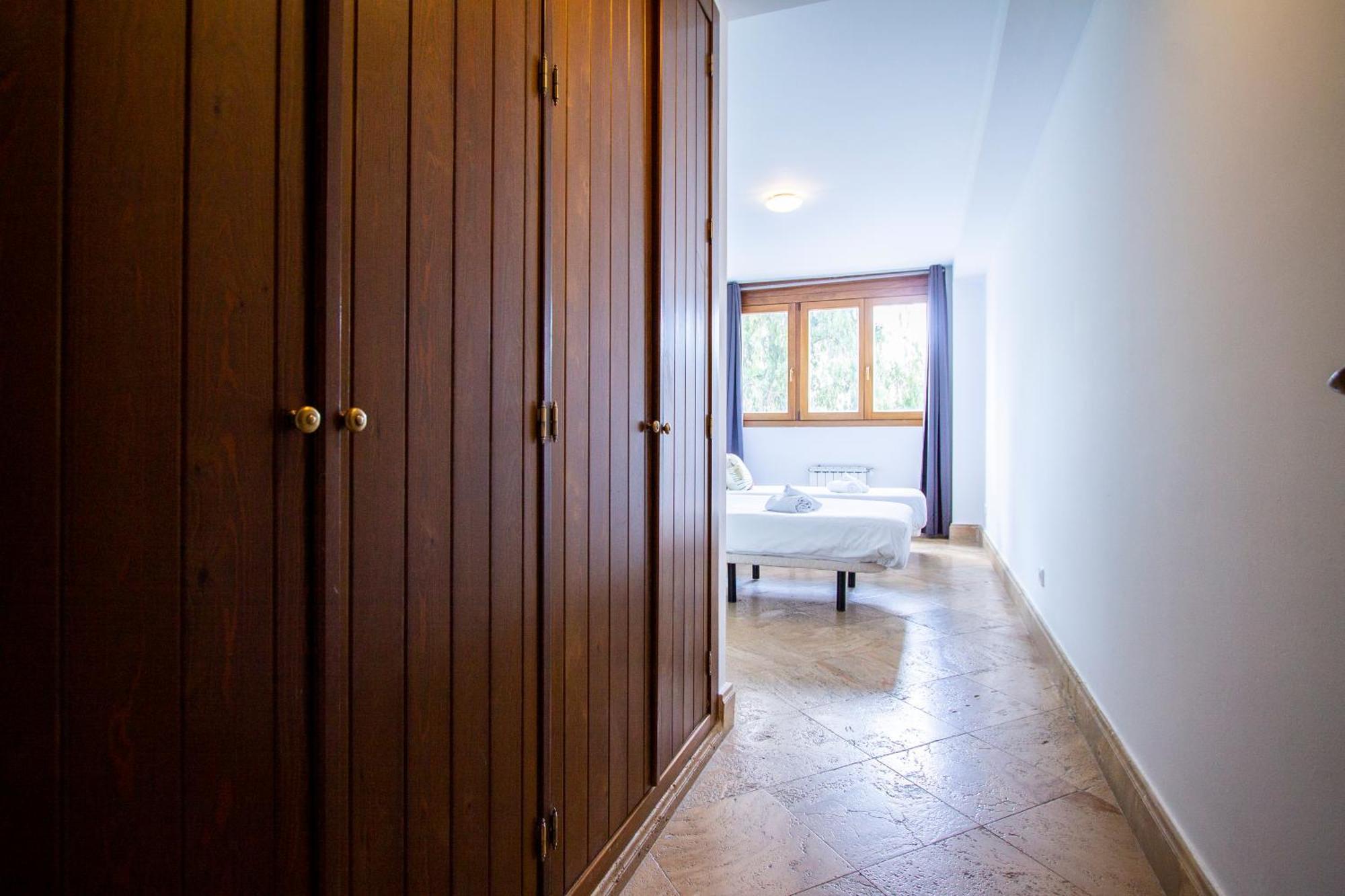 Apartamentos Villablino Arturo Soria マドリード エクステリア 写真