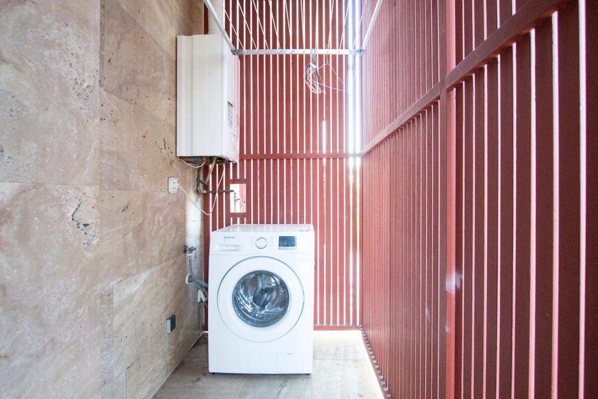 Apartamentos Villablino Arturo Soria マドリード エクステリア 写真