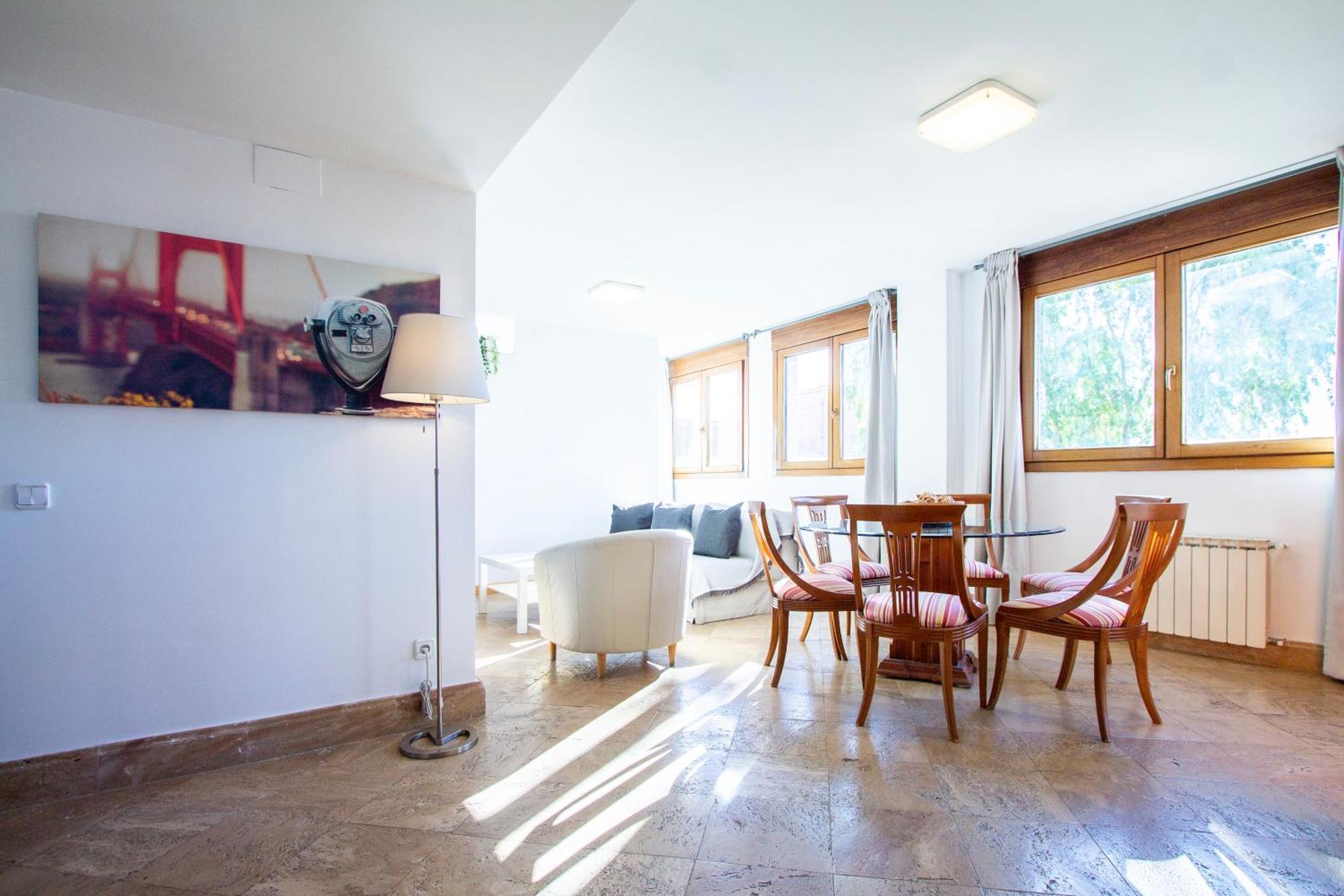 Apartamentos Villablino Arturo Soria マドリード エクステリア 写真