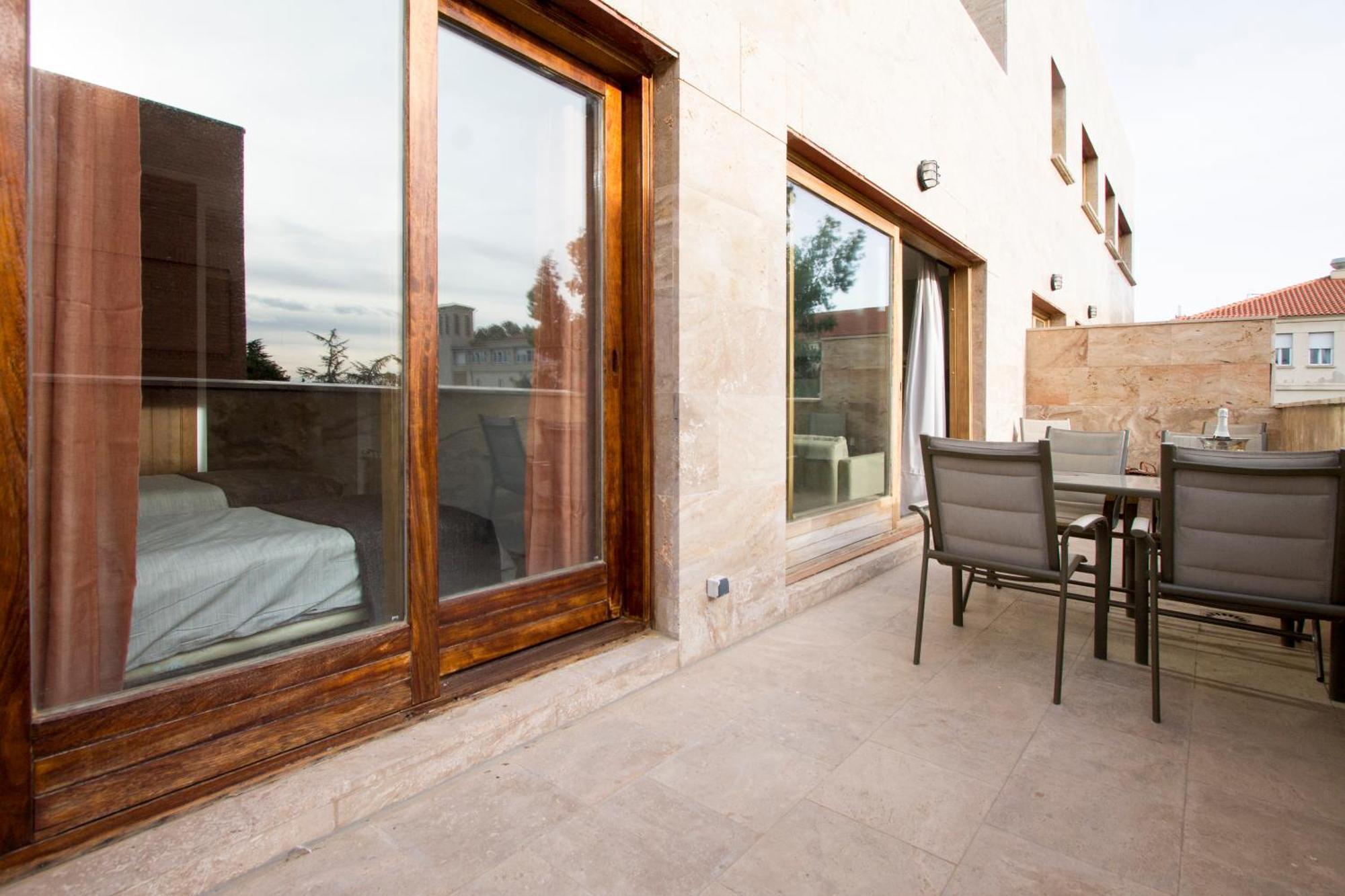 Apartamentos Villablino Arturo Soria マドリード エクステリア 写真